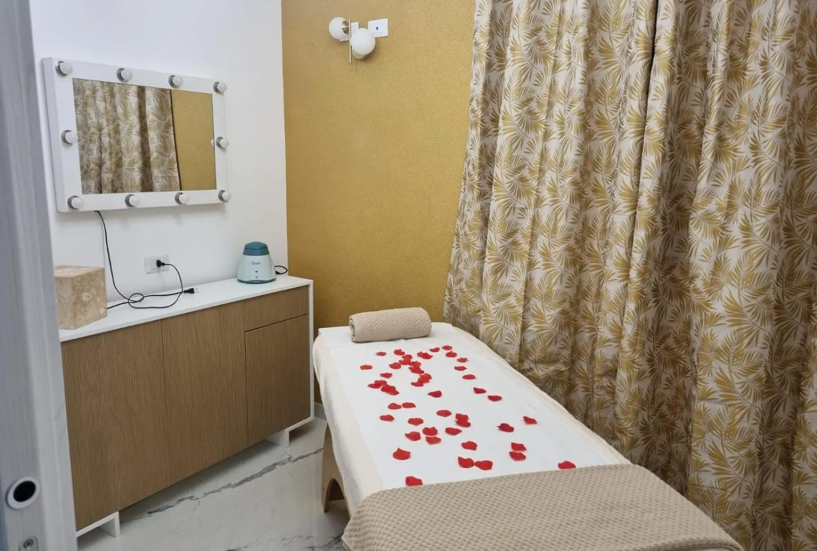 Charme Suite Delux Терразини Отель типа 