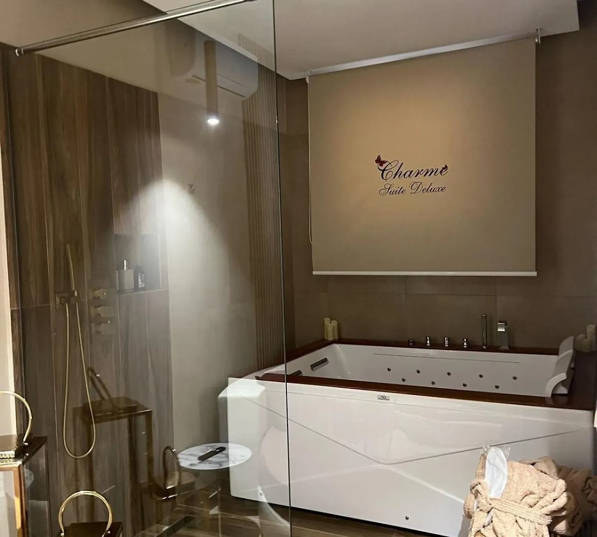 تيراسيني Charme Suite Delux إيطاليا
